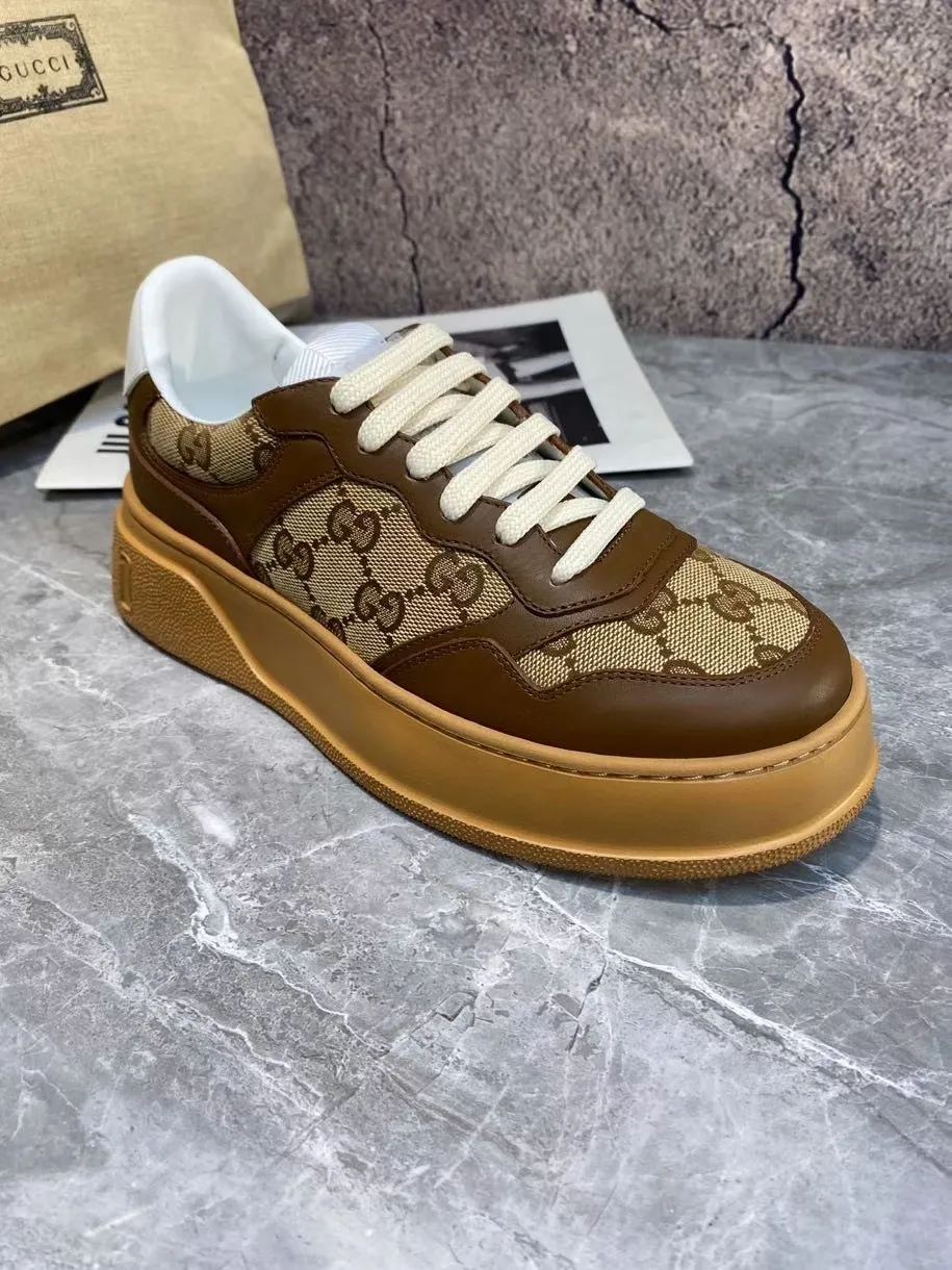 P640 top version, full of styling effect, the common practice of soft treading in the market, 💣💣💣gucci2023 early spring Gucci g home latest hot model mac80 sports shoes couple style casual retro old dirty shoes small dirty shoes white shoes 🌸🌸🌸 original purchase and development production Gucci mac80 new hot model series The exquisite and compact interlocking double G logo romantically interprets the aesthetic concept of this series. Made of off-white leather, ▪️Material: Original custom-made imported first-layer cowhide ▪️Inner lining: Original custom-made imported breathable mesh ▪️Outsole: Original molded two-color TPU outsole ▪️Sole thickness: 3cm ▪️Size: 35-40 for women and 39-45 for men